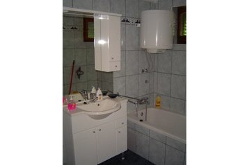 Chorwacja Privát Kali, Zewnątrz